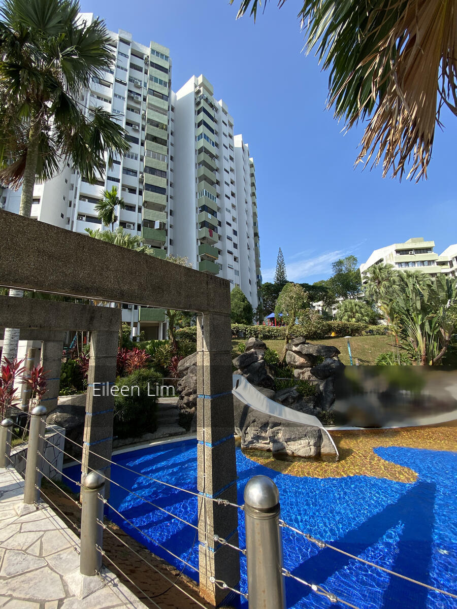 Pine Grove (D21), Condominium For Sale 90741151